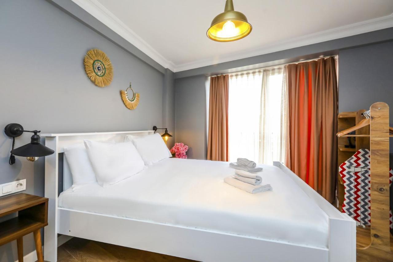 Appartement Vibrant Flat 500 M To Uskudar Ferry Station à Istambul Extérieur photo